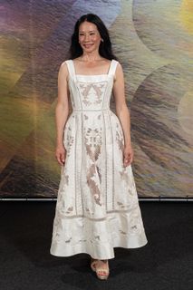 Lucy Liu feet photo thumbnail