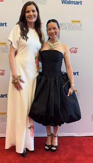 Lucy Liu feet photo thumbnail