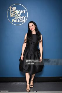 Lucy Liu feet photo 4