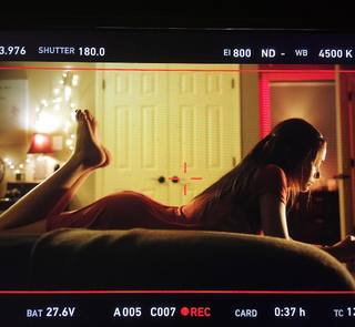 Lucy Loken feet photo 2