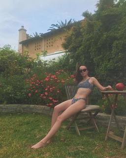 Lucy Loken feet photo 17