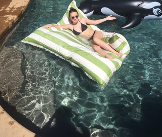 Lucy Loken feet photo 16