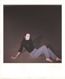 Lucy Loken feet photo 11