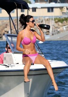 Lucy Mecklenburgh feet photo thumbnail
