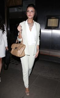 Lucy Mecklenburgh feet photo thumbnail