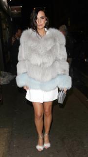 Lucy Mecklenburgh feet photo thumbnail