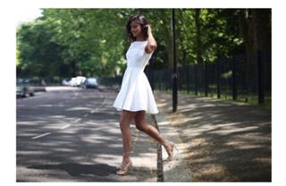 Lucy Mecklenburgh feet photo thumbnail