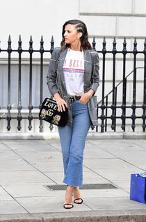 Lucy Mecklenburgh feet photo thumbnail