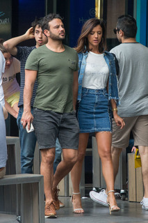 Lucy Mecklenburgh feet photo thumbnail