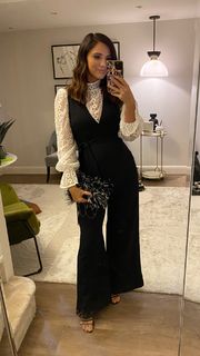 Lucy Mecklenburgh feet photo thumbnail