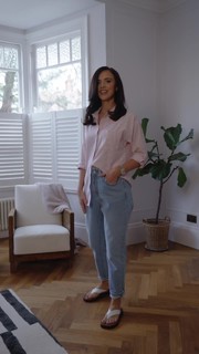 Lucy Mecklenburgh feet photo thumbnail