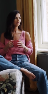 Lucy Mecklenburgh feet photo thumbnail