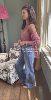 Lucy Mecklenburgh feet photo thumbnail