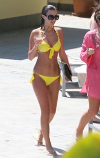 Lucy Mecklenburgh feet photo thumbnail