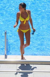 Lucy Mecklenburgh feet photo thumbnail