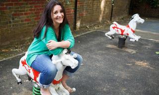 Lucy Porter feet photo 4