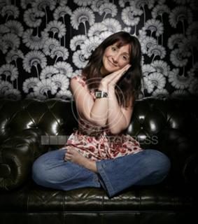 Lucy Porter feet photo 8