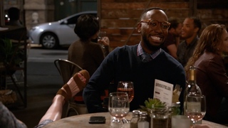 Lucy Punch feet photo thumbnail