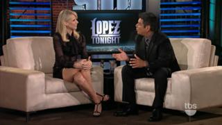 Lucy Punch feet photo thumbnail