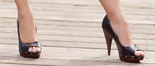 Lucy Verasamy feet photo 5