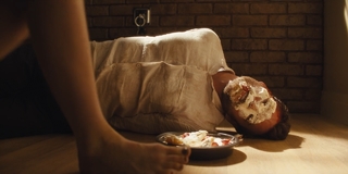 Lucy Walters feet photo 13
