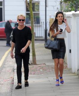 Lucy Watson feet photo thumbnail