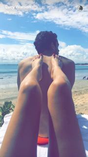 Lucy Watson feet photo thumbnail