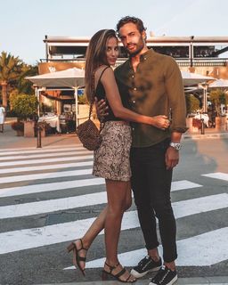 Lucy Watson feet photo thumbnail