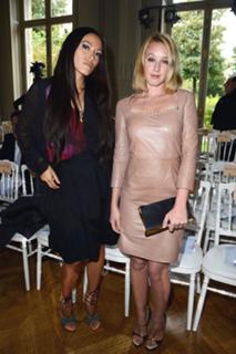 Ludivine Sagnier feet photo thumbnail