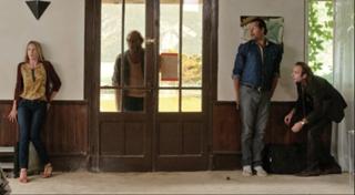 Ludivine Sagnier feet photo thumbnail