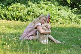 Ludivine Sagnier feet photo thumbnail