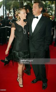 Ludivine Sagnier feet photo thumbnail