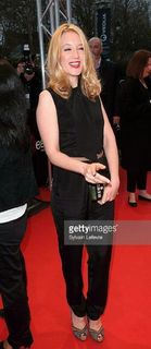 Ludivine Sagnier feet photo thumbnail