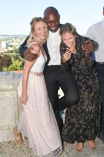 Ludivine Sagnier feet photo thumbnail