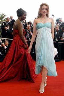 Ludivine Sagnier feet photo thumbnail