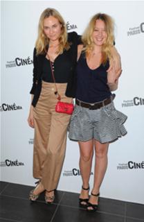 Ludivine Sagnier feet photo thumbnail