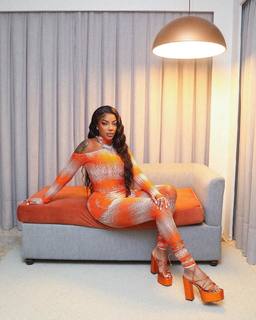 Ludmilla feet photo 12