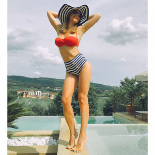 Ludmilla Radchenko feet photo 12