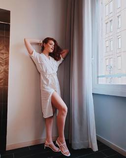 Ludovica Bizzaglia feet photo 17
