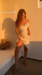Ludovica Bizzaglia feet photo 17