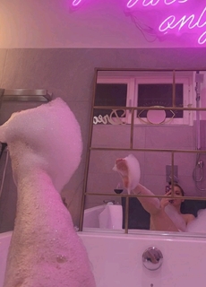 Ludovica Bizzaglia feet photo 18