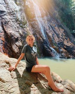 Ludovica Bizzaglia feet photo 7