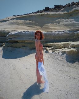 Ludovica Bizzaglia feet photo 20