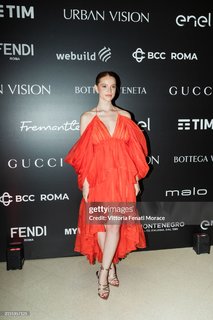 Ludovica Bizzaglia feet photo 3