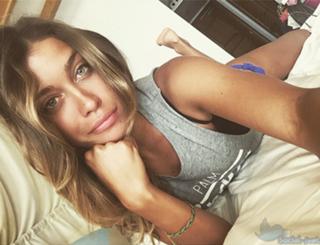 Ludovica Frasca feet photo thumbnail