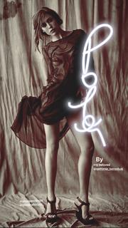 Ludovica Frasca feet photo thumbnail