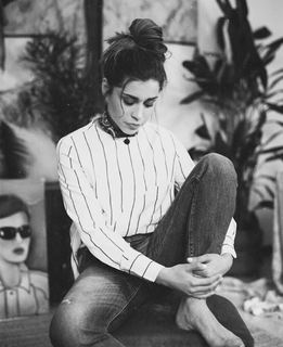 Ludovica Frasca feet photo thumbnail
