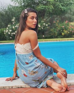 Ludovica Frasca feet photo thumbnail