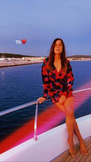 Ludovica Frasca feet photo thumbnail