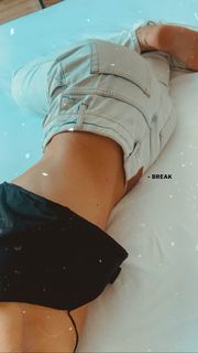 Ludovica Frasca feet photo thumbnail